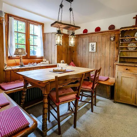 Hoglhaus & Malerwinkel * Mittenwald