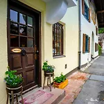 Hoglhaus & Malerwinkel Semesterbostad Mittenwald