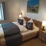 Semesterbostad Hoglhaus & Malerwinkel Mittenwald