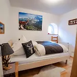 Hoglhaus & Malerwinkel * Mittenwald
