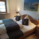 Hoglhaus & Malerwinkel Semesterbostad
