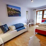 Semesterbostad Hoglhaus & Malerwinkel *