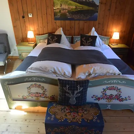 Hoglhaus & Malerwinkel * Mittenwald