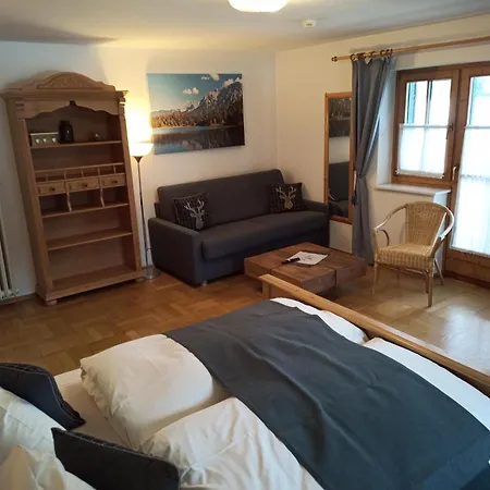 Semesterbostad Hoglhaus & Malerwinkel Mittenwald